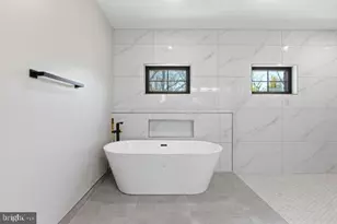 11701 Duckettown Rd, Laurel, MD 20708 - Photo 7