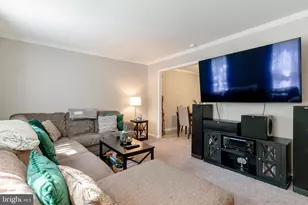 12112 Amblewood Dr, Laurel, MD 20708 - Photo 13