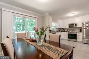 12112 Amblewood Dr, Laurel, MD 20708 - Photo 7