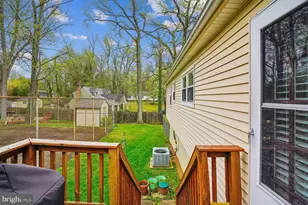 8606 Bluffwood Ln, Fort Washington, MD 20744 - Photo 35