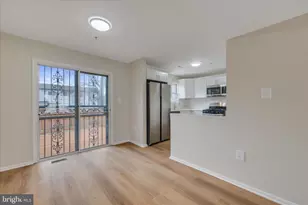 3209 W Glenreed Ct, Glenarden, MD 20706 - Photo 9