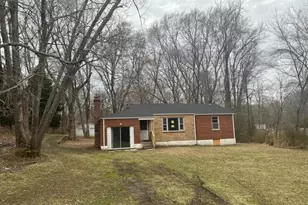 16201 Holly Hill Dr, Waldorf, MD 20601 - Photo 1