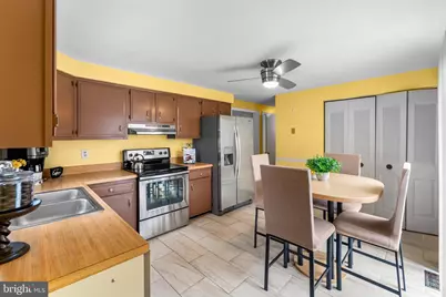 12305 Sturdee Drive, Upper Marlboro, MD 20772 - Photo 9