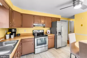 12305 Sturdee Dr, Upper Marlboro, MD 20772 - Photo 9