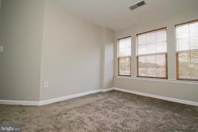 7424 Belgravia Lane, Hyattsville, MD 20785 - Photo 9