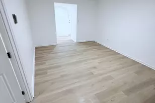 6940 Hanover Pkwy, Greenbelt, MD 20770 - Photo 5