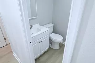 6940 Hanover Pkwy, Greenbelt, MD 20770 - Photo 23