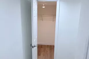 6940 Hanover Pkwy, Greenbelt, MD 20770 - Photo 9