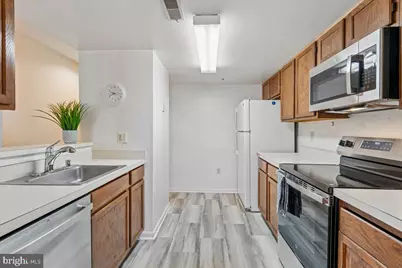 7906 Bayshore Drive #4222, Laurel, MD 20707 - Photo 11