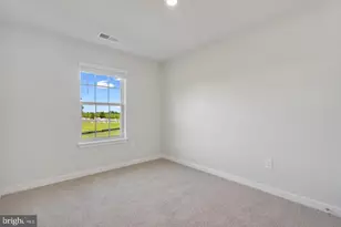 16502 Green Glade Dr, Brandywine, MD 20613 - Photo 17