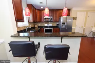 7512 Courtney Pl, Landover, MD 20785 - Photo 9