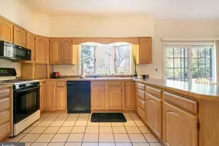 3300 Rosemary Ln, Hyattsville, MD 20782 - Photo 33