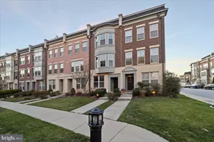 852 Regents Square, Oxon Hill, MD 20745 - Photo 25