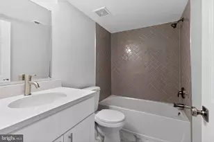 7732 Hanover Pkwy, Greenbelt, MD 20770 - Photo 17