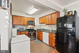 1832 Metzerott, Adelphi, MD 20783 - Photo 13