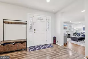 8406 Snowden Loop Ct, Laurel, MD 20708 - Photo 9