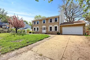 13 Alexandria Overlook Dr, Oxon Hill, MD 20745 - Photo 1