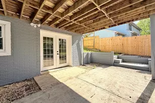 13 Alexandria Overlook Dr, Oxon Hill, MD 20745 - Photo 17