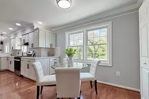 13 Alexandria Overlook Dr, Oxon Hill, MD 20745 - Photo 37