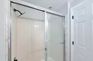13 Alexandria Overlook Dr, Oxon Hill, MD 20745 - Photo 53