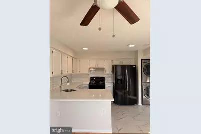 2401 E Rosecroft Village Circle, Oxon Hill, MD 20745 - Photo 9