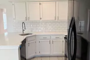 2401 W Rosecroft Village Cir, Oxon Hill, MD 20745 - Photo 11
