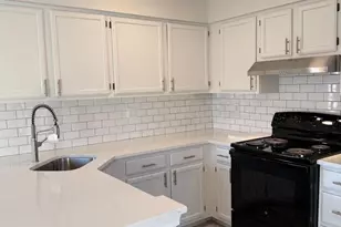 2401 W Rosecroft Village Cir, Oxon Hill, MD 20745 - Photo 11