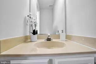 11407 Falcon Ridge Ct, Beltsville, MD 20705 - Photo 11