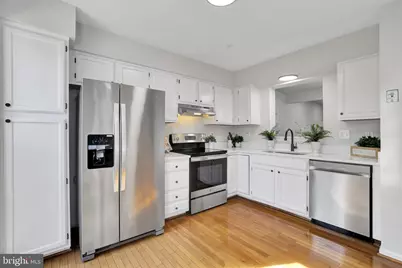 11407 Falcon Ridge Court, Beltsville, MD 20705 - Photo 5