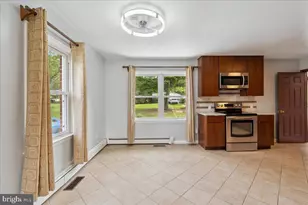 8206 Dangerfield Pl, Clinton, MD 20735 - Photo 7