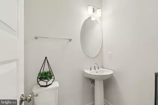 717 Fairmont Dr, Bowie, MD 20716 - Photo 9