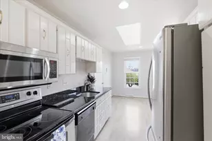 2703 Lackawanna Pl, Hyattsville, MD 20783 - Photo 9