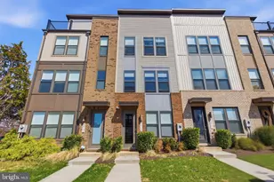 2519 Crimson Fox Dr, Hyattsville, MD 20782 - Photo 1