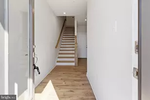 2519 Crimson Fox Dr, Hyattsville, MD 20782 - Photo 3