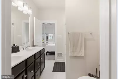 2519 Crimson Fox Drive, Hyattsville, MD 20782 - Photo 15