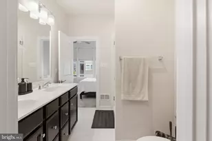 2519 Crimson Fox Dr, Hyattsville, MD 20782 - Photo 15