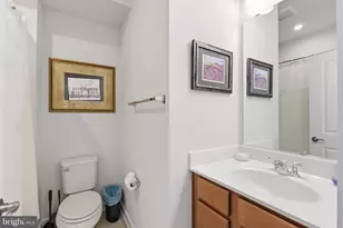 2519 Crimson Fox Dr, Hyattsville, MD 20782 - Photo 9