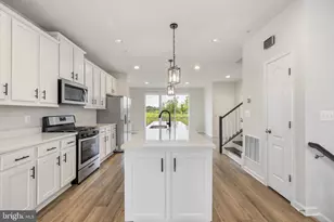 1076 Overlook Wy, Laurel, MD 20707 - Photo 5