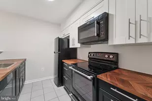 7920 Chapel Cove Dr, Laurel, MD 20707 - Photo 11