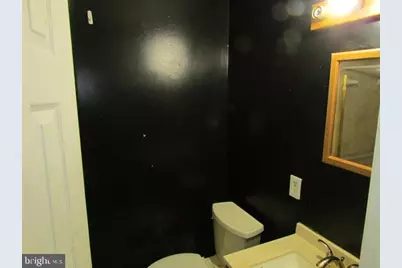 9045 Continental Place, Hyattsville, MD 20785 - Photo 11