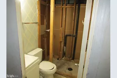 9045 Continental Place, Hyattsville, MD 20785 - Photo 15