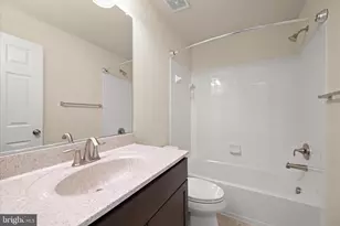 7204 Barrberry Ln, Beltsville, MD 20705 - Photo 25