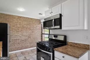 3348 Huntley Sq Dr, Temple Hills, MD 20748 - Photo 13