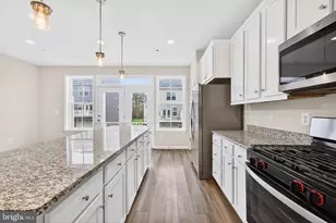 1017 Flester Ln, Laurel, MD 20707 - Photo 11