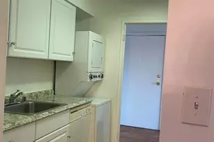 6998 Hanover Pkwy, Greenbelt, MD 20770 - Photo 7