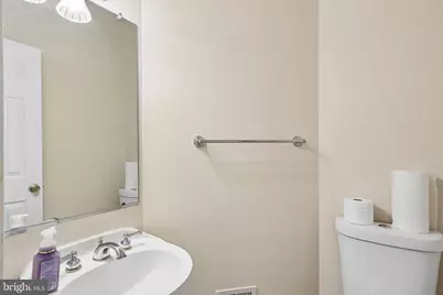 7809 Vanity Fair Drive, Greenbelt, MD 20770 - Photo 27