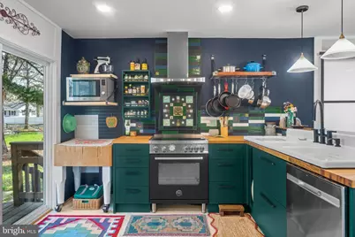 4702 Longfellow Street, Riverdale, MD 20737 - Photo 13