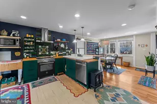 4702 Longfellow St, Riverdale, MD 20737 - Photo 11