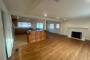 5718 Black Hawk Dr, Oxon Hill, MD 20745 - Photo 11