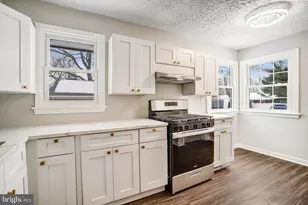 8124 Gavin St, Hyattsville, MD 20784 - Photo 9